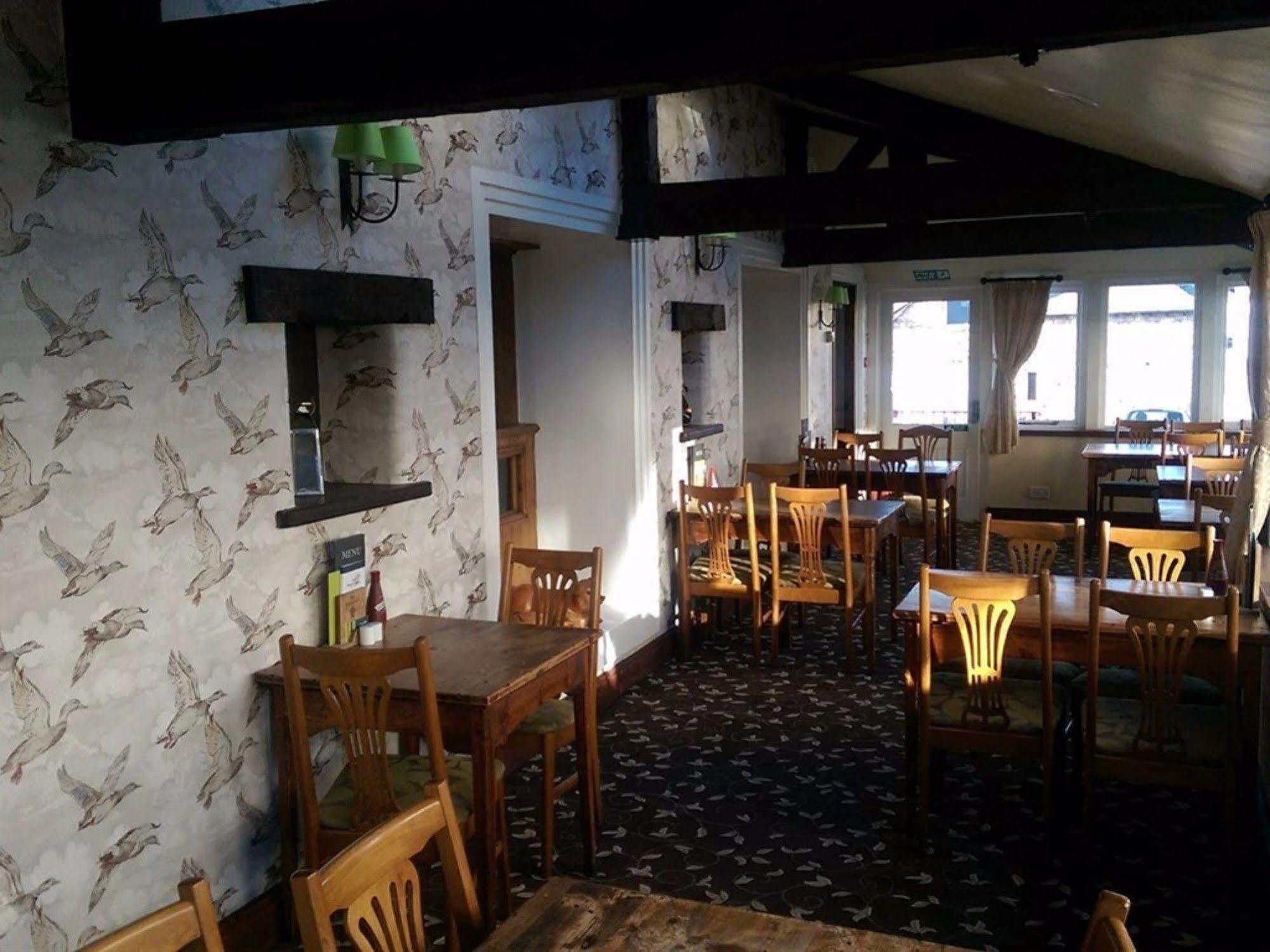The Wheatsheaf Inn Ingleton  Exterior photo